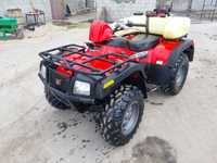 Quad Massey Ferguson Arctic Cat z opryskiwaczem Hardi