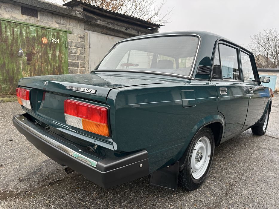 Продам ВАЗ-2107 пробіг 21т.км., стан нового автомобіля