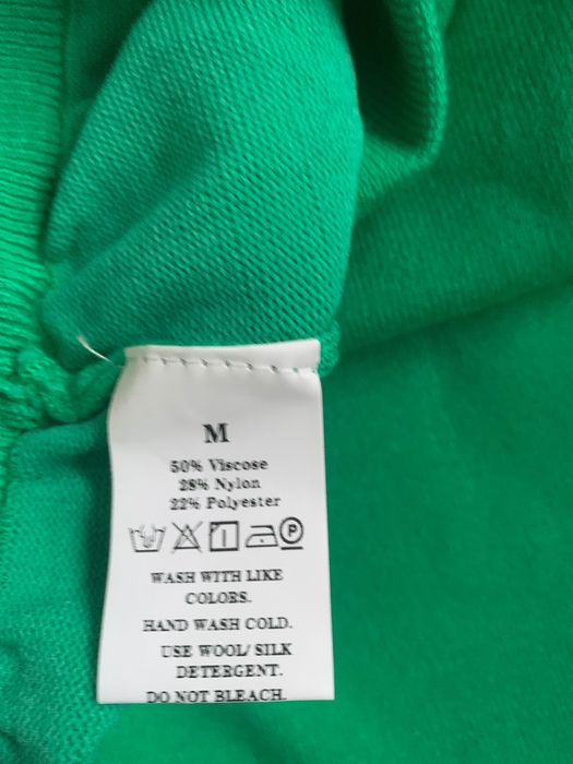 Nowy dzianinowy komplet z wiskozy m-l super jakość