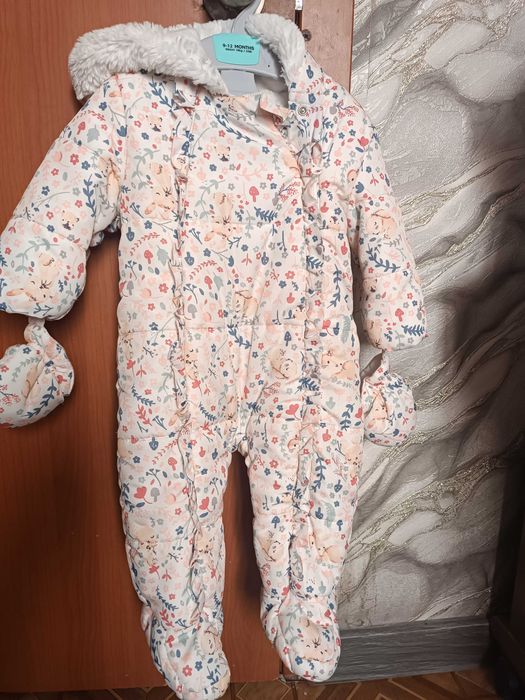 Продам дитячі комбінезони