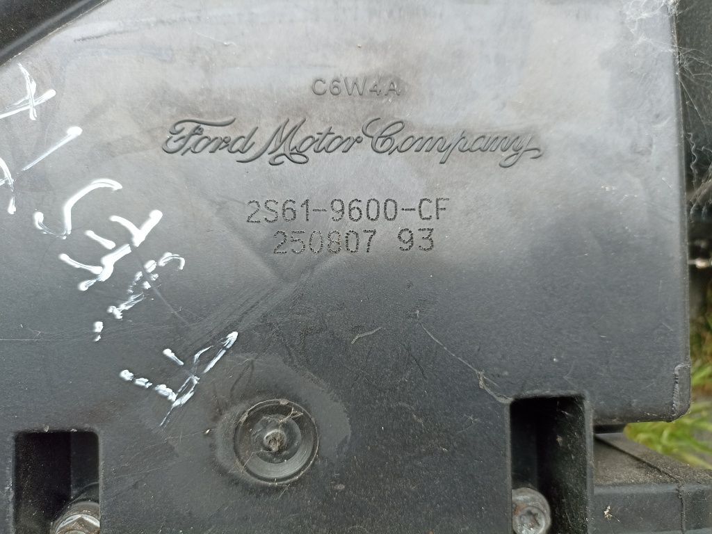 Форд фієста Мк 6 2s61-9600-cf корпус воздушного фільтру
