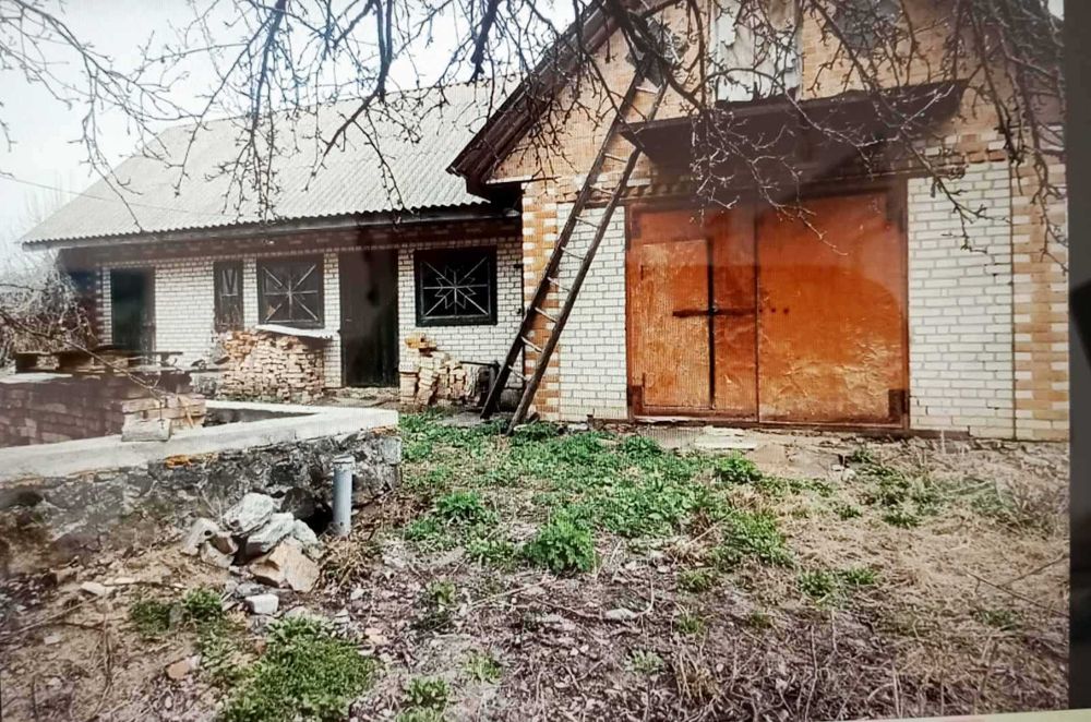 (8) Продам будинок в с. Юзвин (Некрасово) 2741