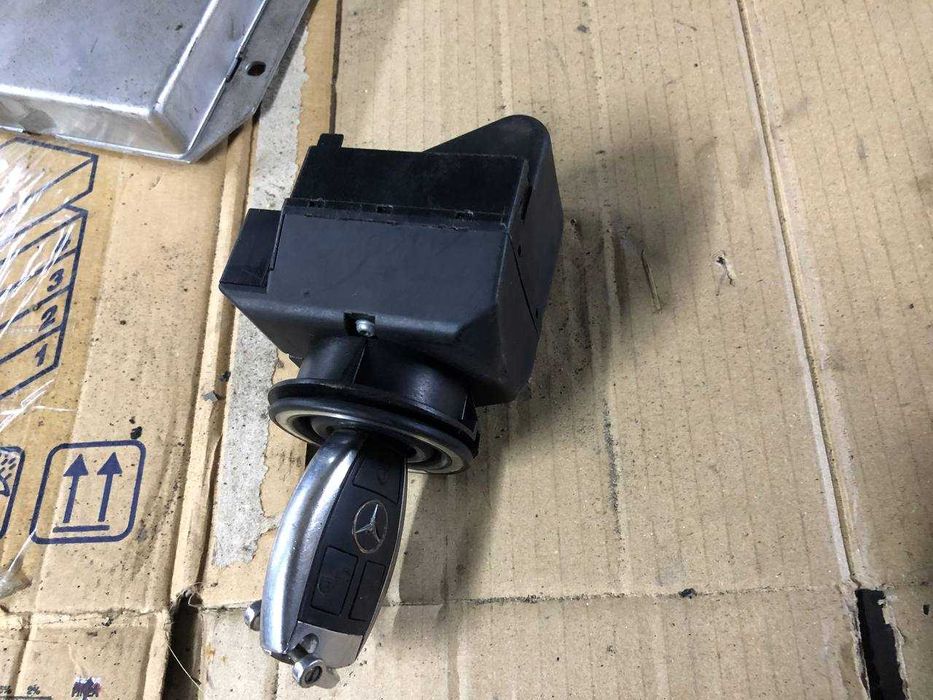 Mercedes W210 – замок запалювання з ключем