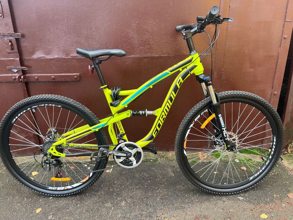 Продам ВЕЛОСИПЕД взрослый, горный, двухподвесный Formula Spark.