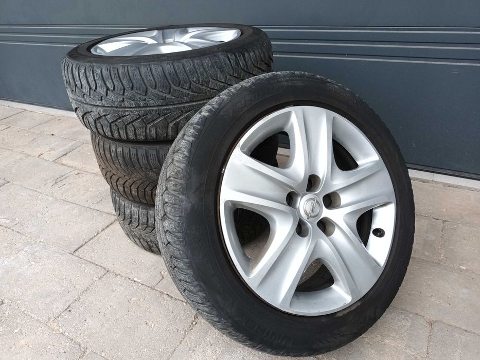 Koła zimowe OPEL ASTRA J ZAFIRA C 115x5 / Felgi + Opony 225/50 R17 ///