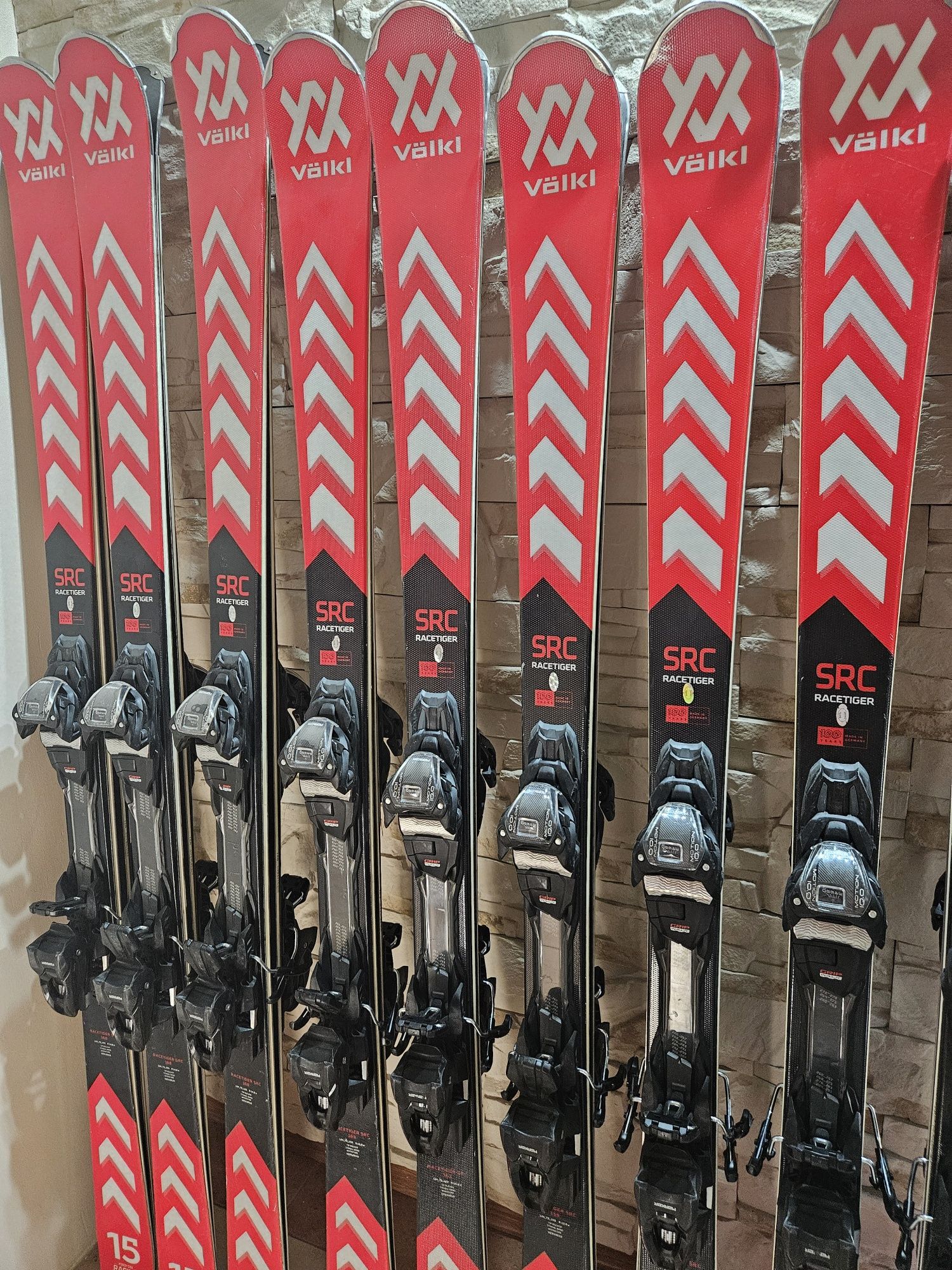 Narty Volkl Racetiger SRC 2024 rok dł. 153 cm, 158 cm, 168 cm