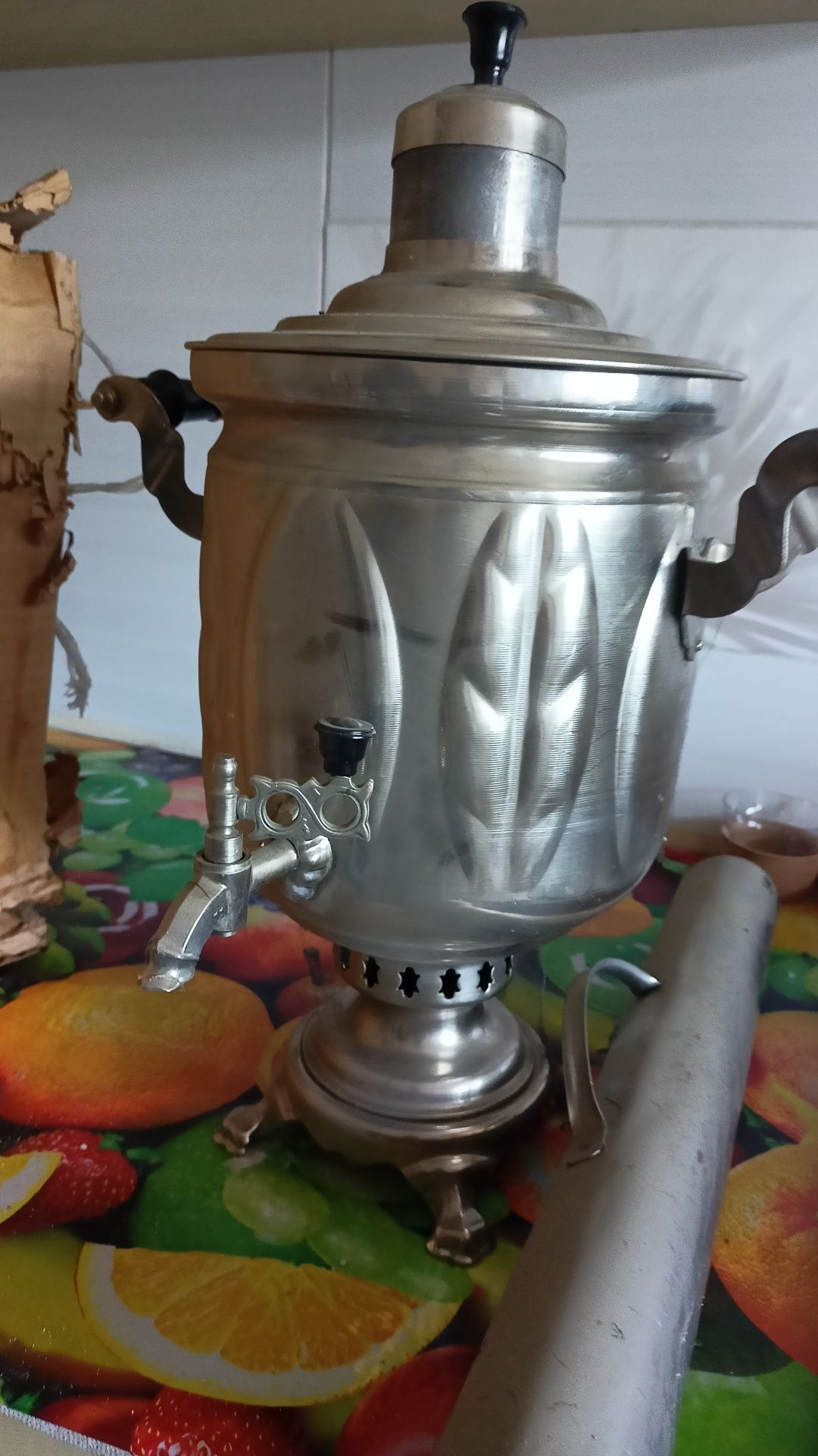 Самовар жаровий, Туда, новий, в коропці
