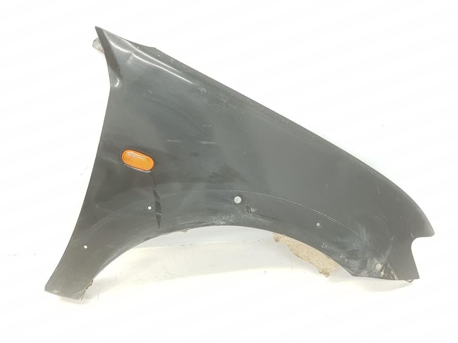 GUARDA-LAMAS FRENTE DIREITO MITSUBISHI L200 KA0KB0