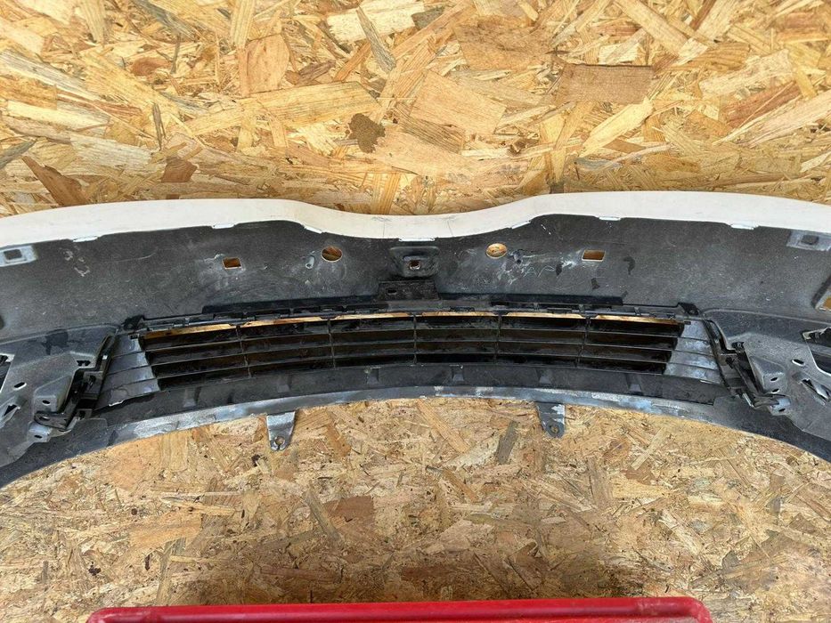 Toyota Auris II 2 lift 15-18 zderzak przedni przód orginał cały
