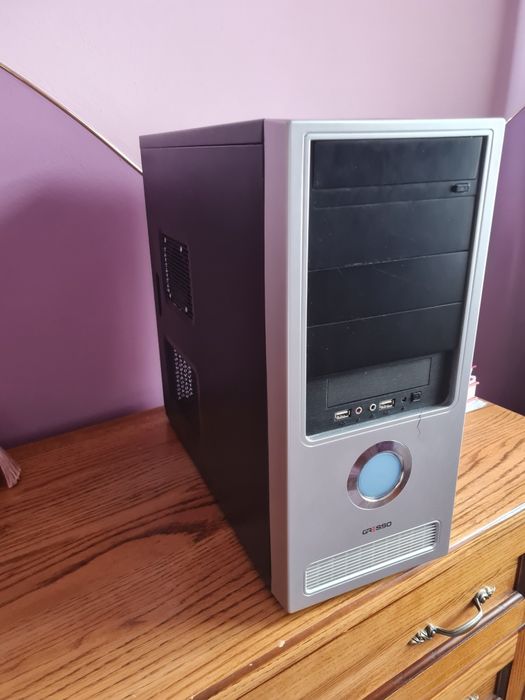 Системний блок у відміному стані,