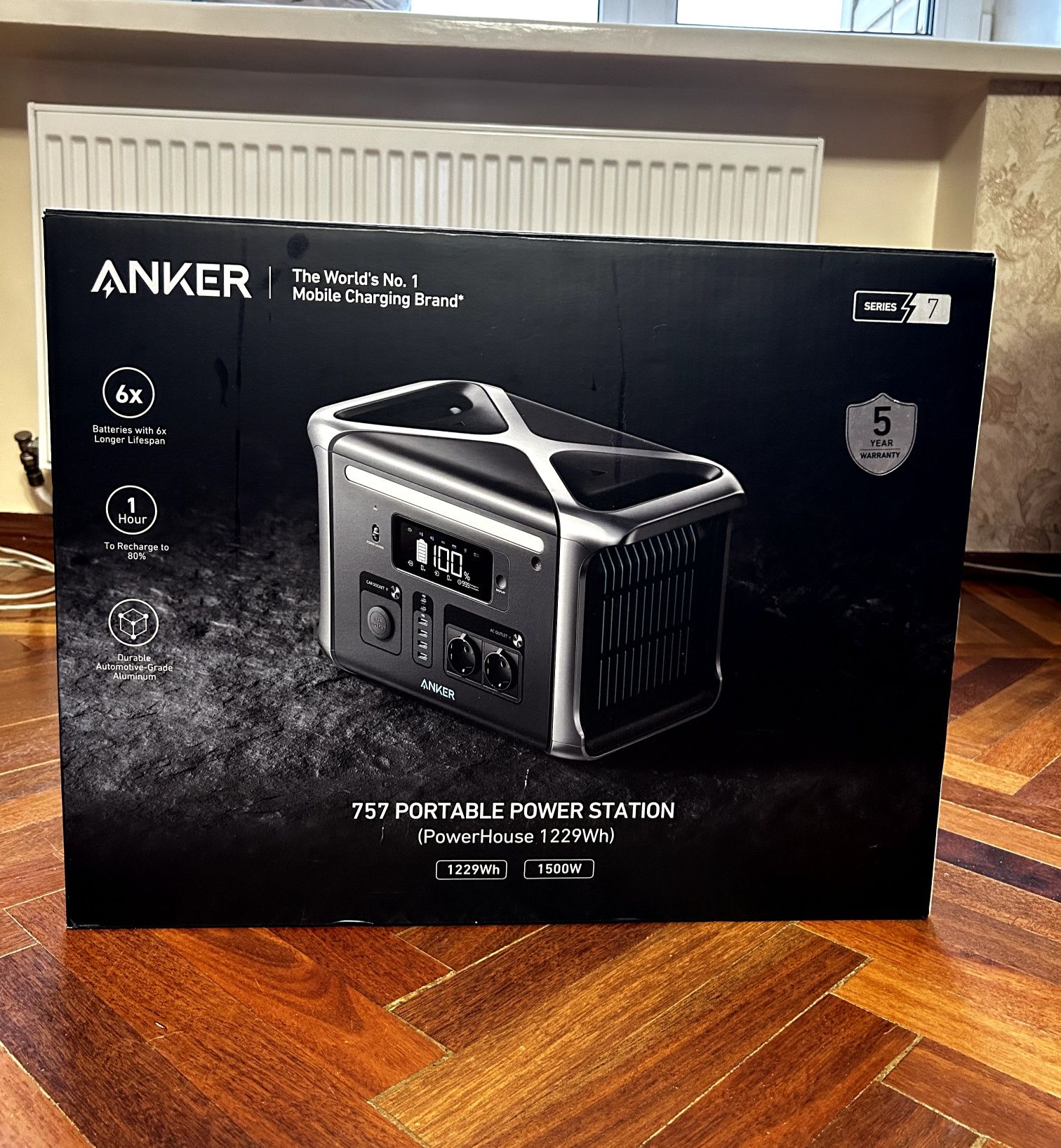 Зарядна станція Anker 757 PowerHouse