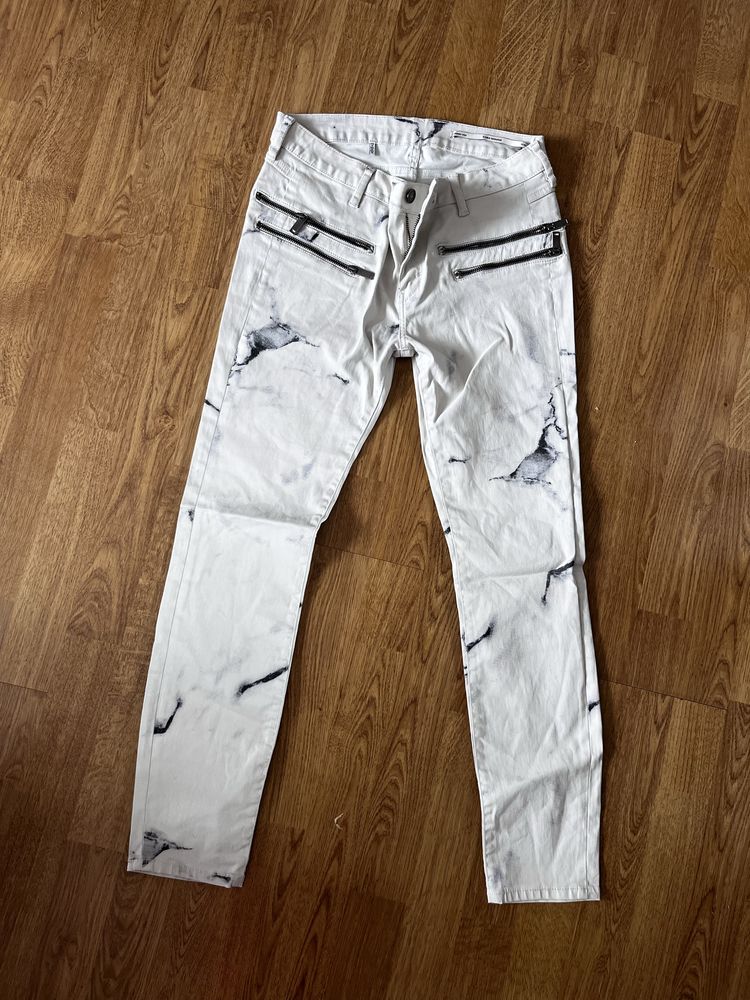 Spodnie marmurki Zara slim fit 40 L woskowane