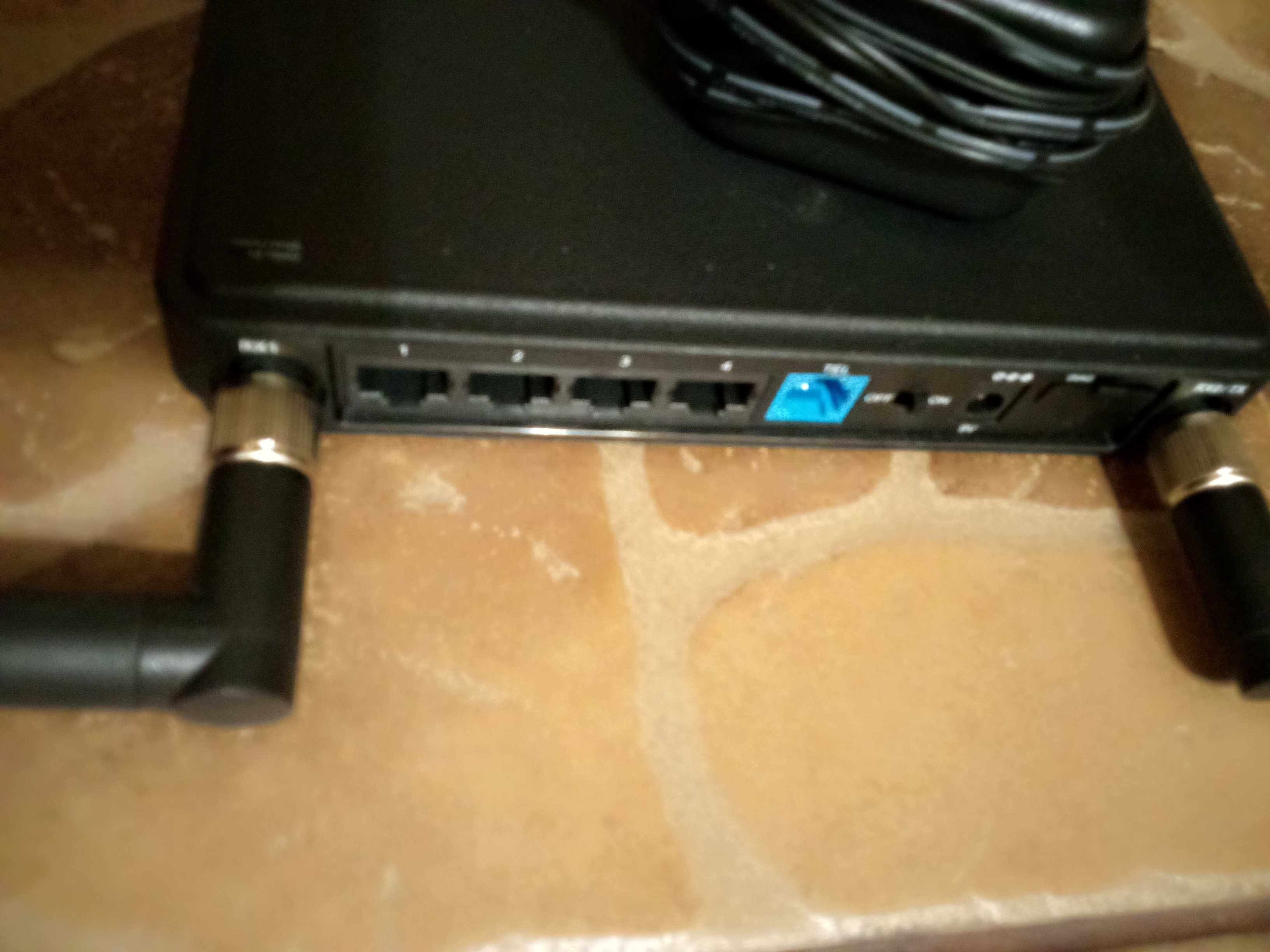 Router WIFI Orange MHV 650 + zasilacz.
