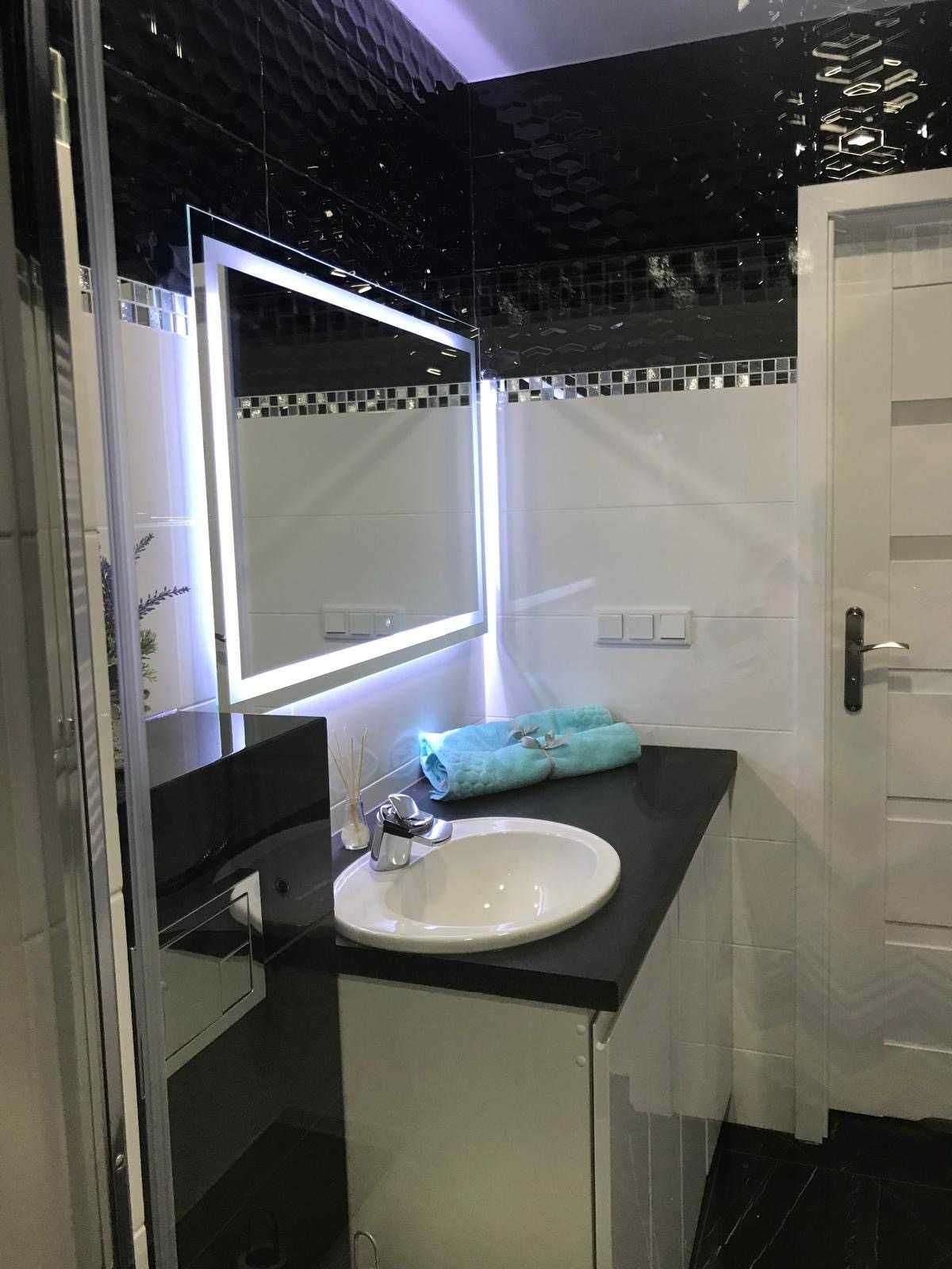 Luksusowe mieszkanie w nowym apartamentowcu.