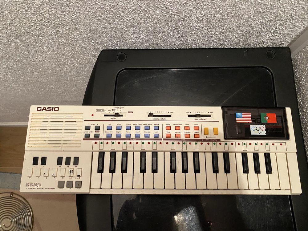 Piano / orgão portátil da Casio