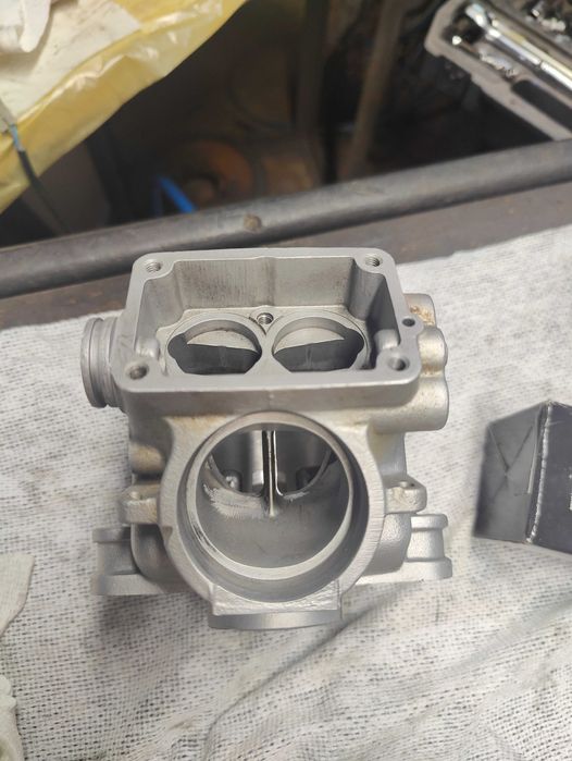 Cylinder Husqvarna 125 Wr Cr Sms Wre + tłok Wossner