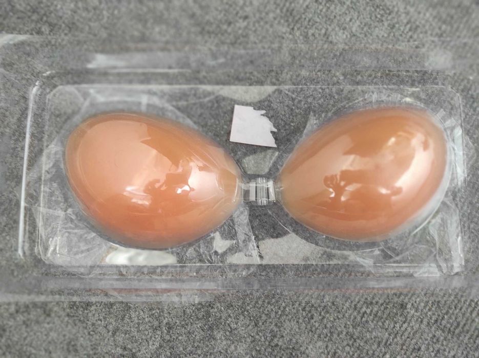 бюстгалтер силиконовый