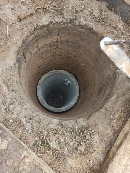 Копання криниць машиною