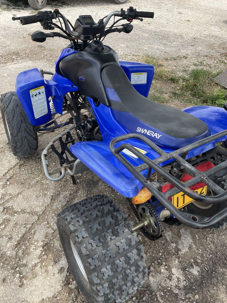 Moto 4 em bom estado