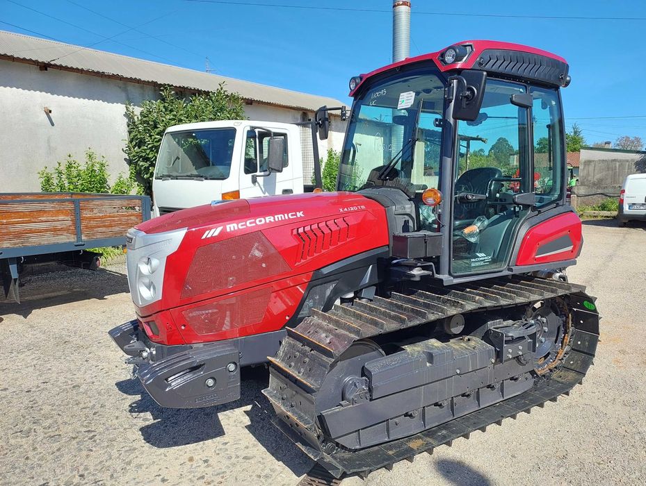 Trator de rastos McCormick X4.120 TM cabinado