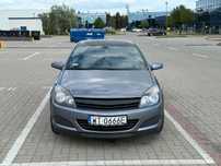Sprzedam Opla Astrę coupe 1.8 benzyna w doskonałym stanie