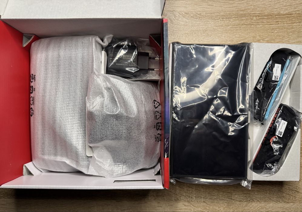 Портативна ігрова приставка консоль Nintendo Switch 2 256gb як нова