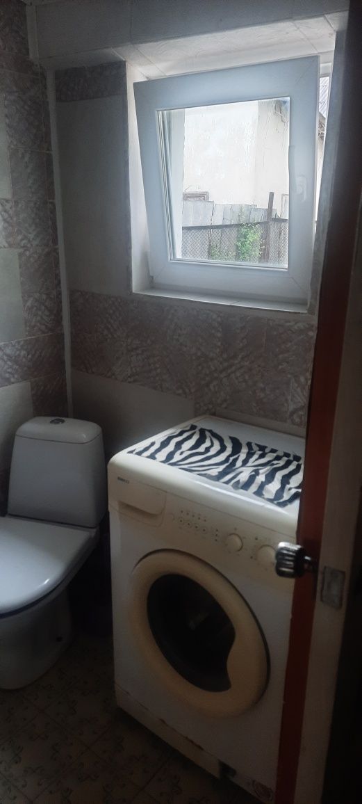 Продаж будинку в центрі