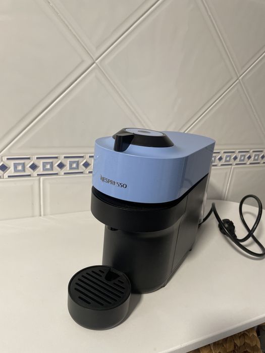 Maquina de cafe Nespresso vertuo pop pacific blue