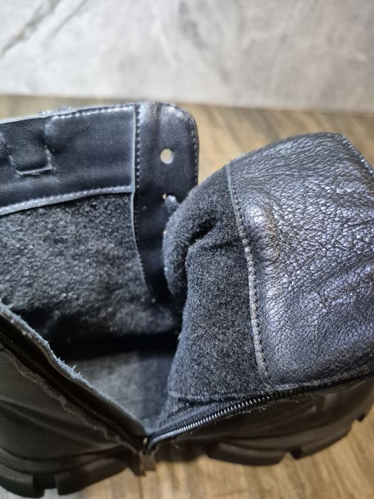 Шкіряні черевики 39 жіночі