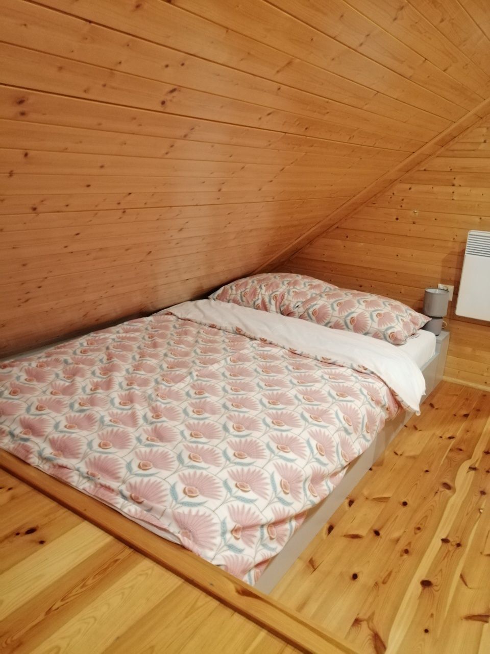 Noclegi dla firm. Domki .Faktura VAT.Wolny termin od września.