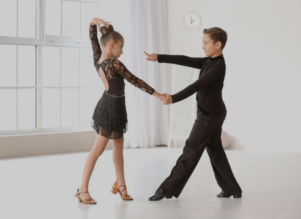 Шукаємо хлопчика партнера для танців  від 7 рочків