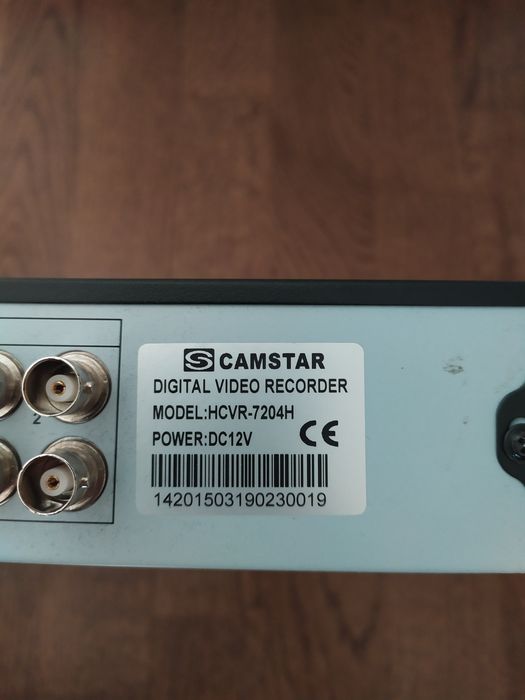 Відеореєстратор Camstar 7204H в гарному стані