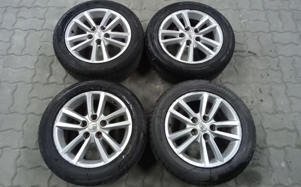 Jantes  Toyota Auris R16 com pneus 205/55 R16 furação 5x114.3