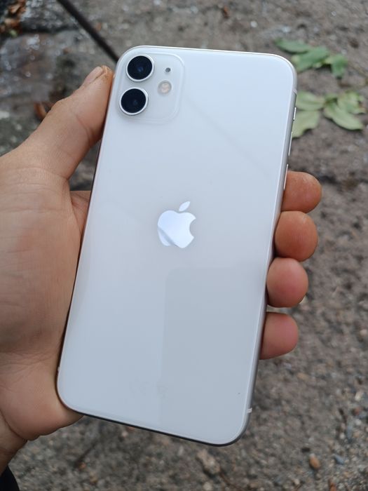 iPhone 11 128GB Белый + чехол и коробка