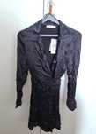 Vestido preto Mango com botões brilhantes 100% viscose, tamanho XS