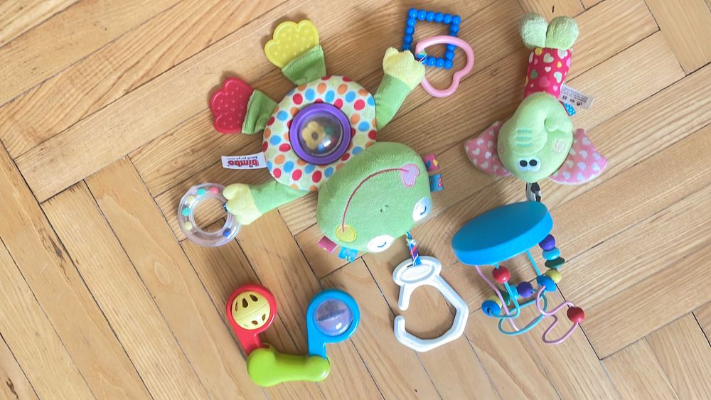 дитячі іграшки для найменших за все 149грн