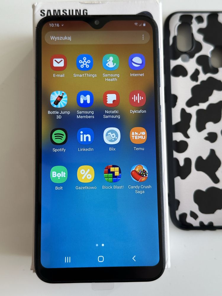 Samsung Galaxy A20e 3/32GB dual sim, komplet