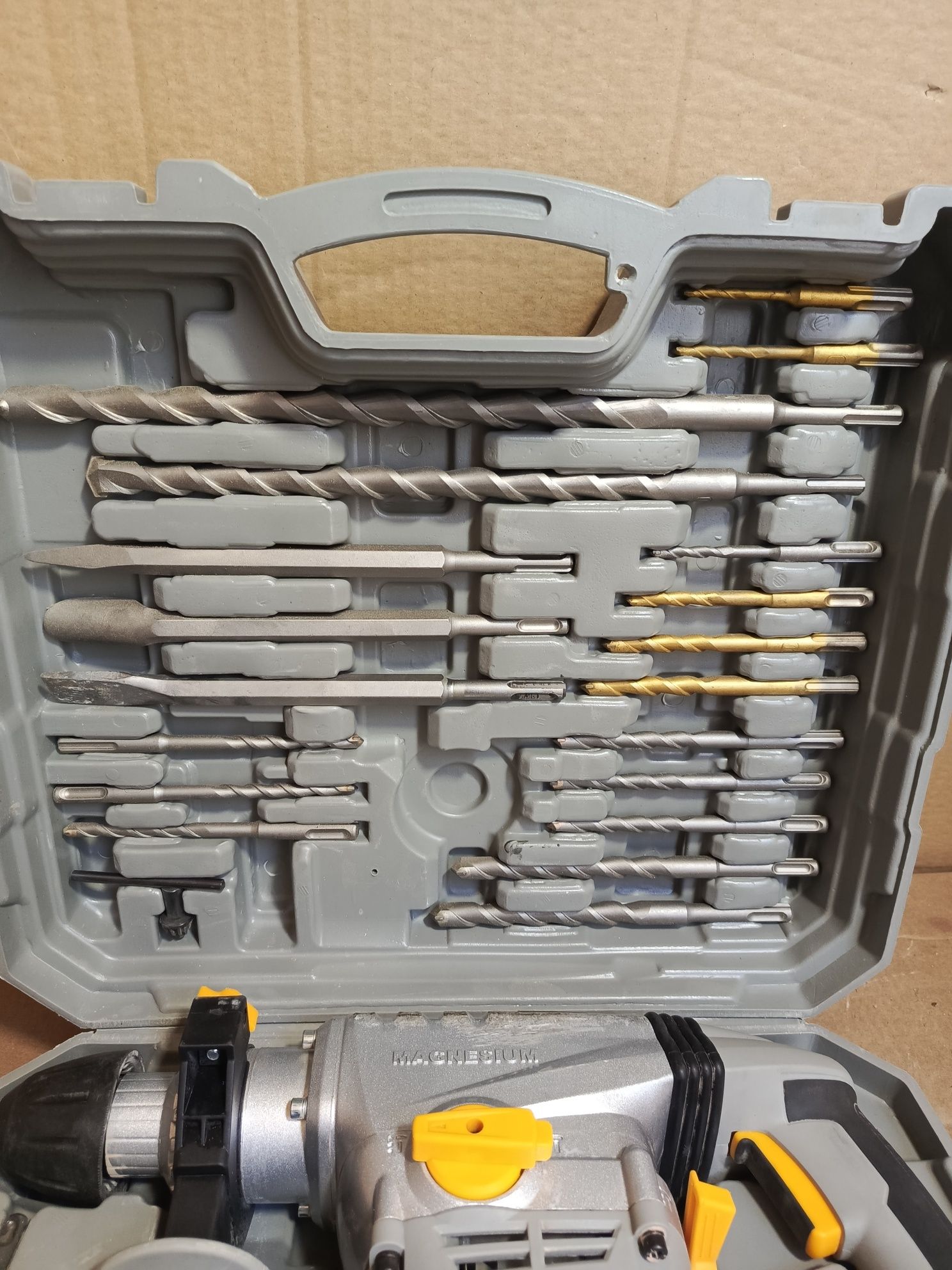 Mlotowiertarka udarowa titan SDS plus mlot udarowy TTB631sds