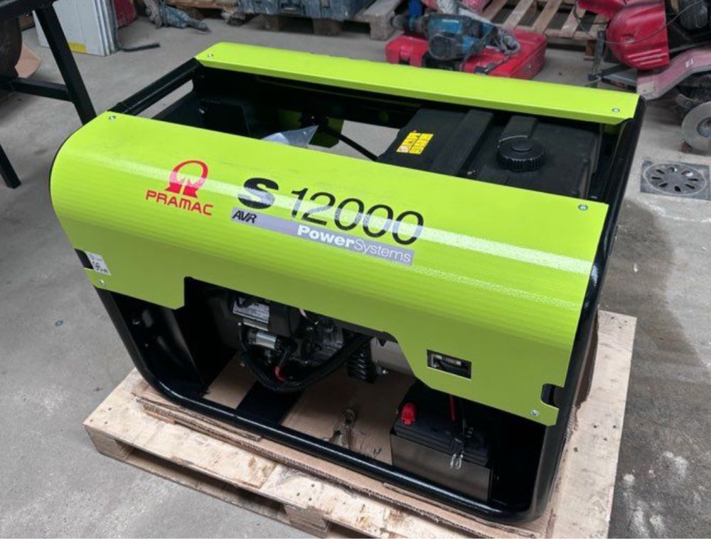 Gerador eletrico PRAMAC S12000 AVR 12kVA – Novo,Trifásico e Monofásico