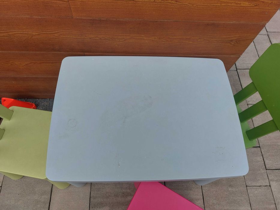 Stolik z krzeslami ikea