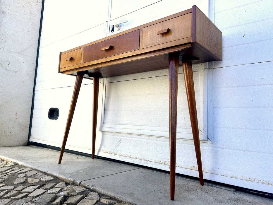 Consola olaio vintage + 102comp x 30,5prof x 75,5alt.