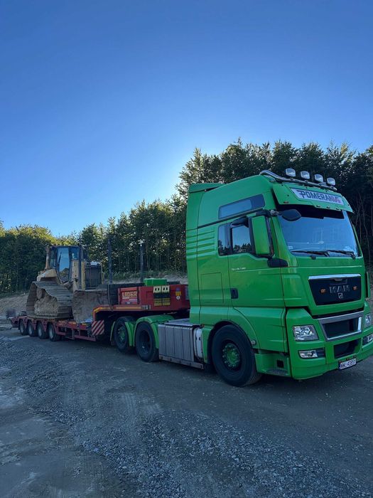 Relokacja maszyn, transport, usługi HDS.