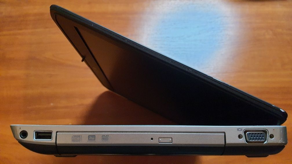 Ноутбук Dell Latitude E5430 (L065430102E) intel pentium 2030m 2.5 ГГц
