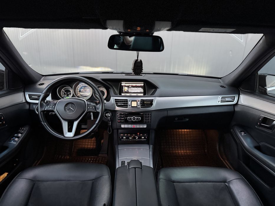 Mercedes Benz E200 2.2дизель  2015рік