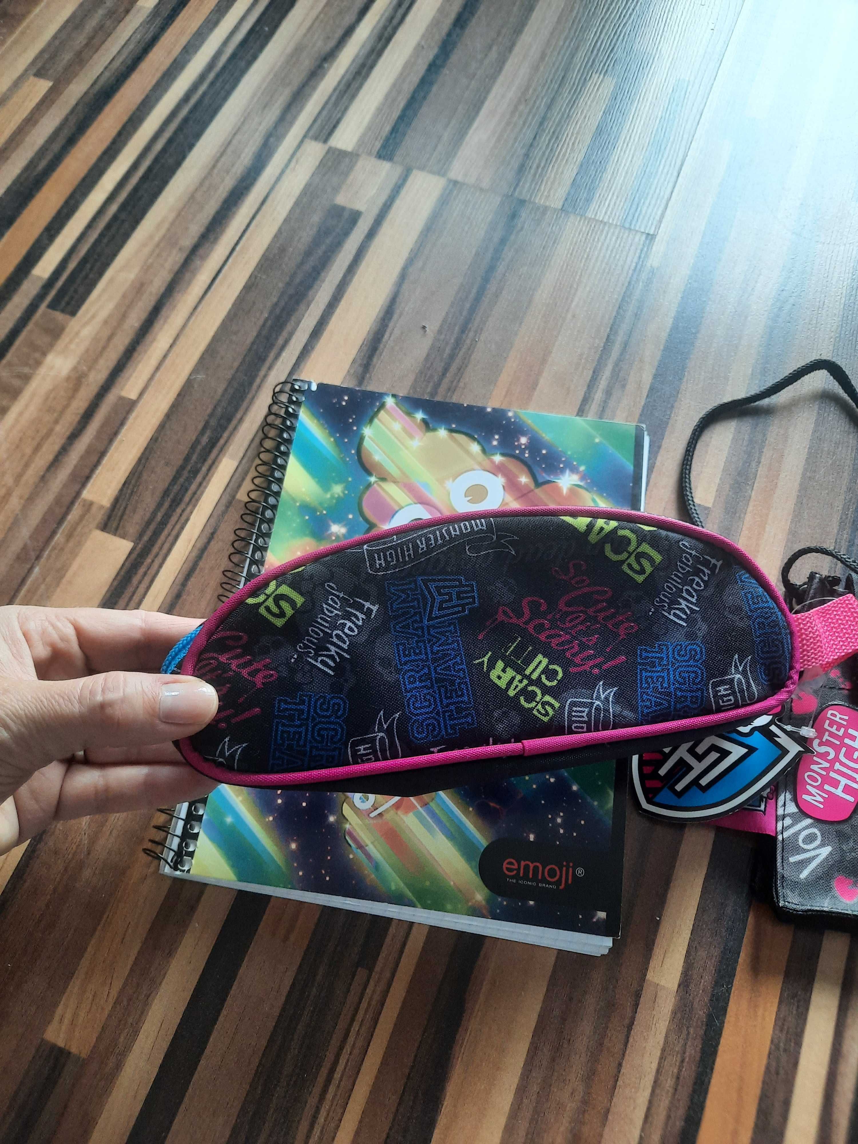 Zestaw Monster High piornik