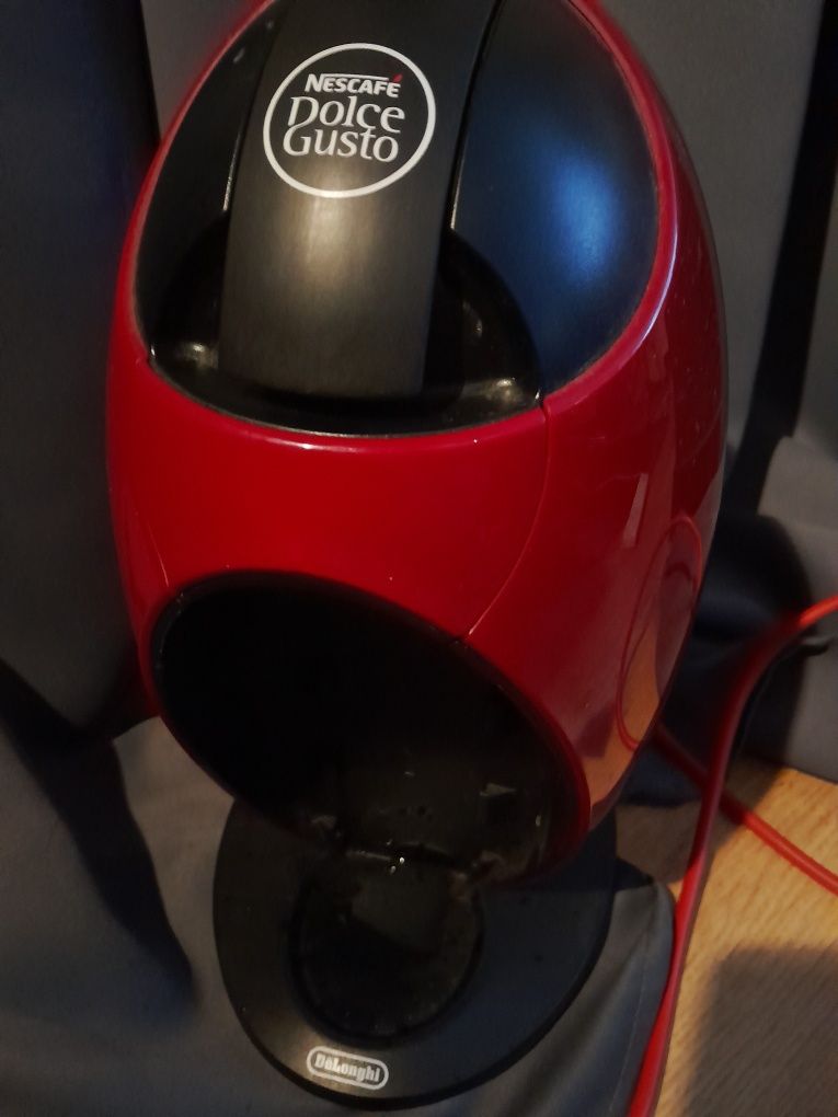 Ekspres do kawy NESCAFÉ® Dolce Gusto® Jovia EDG250.R marki De’longhi