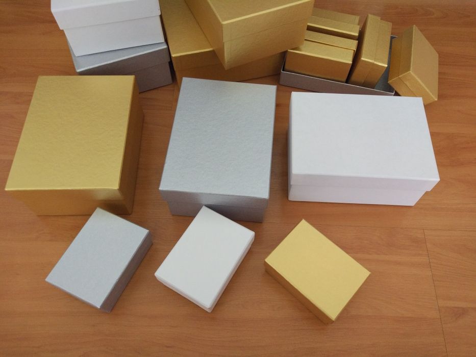 Caixa prateada dourado branca NOVO