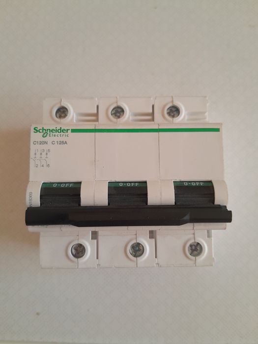 Автомат Schneider