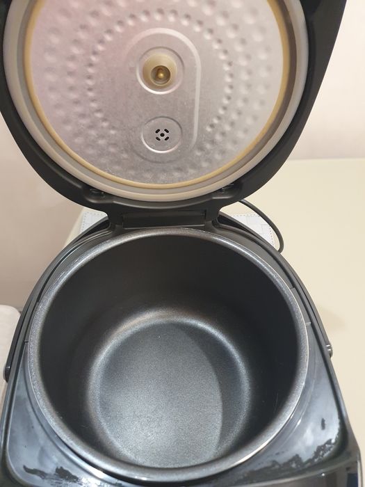 Мультиварка BOSCH MUC22B42RU
