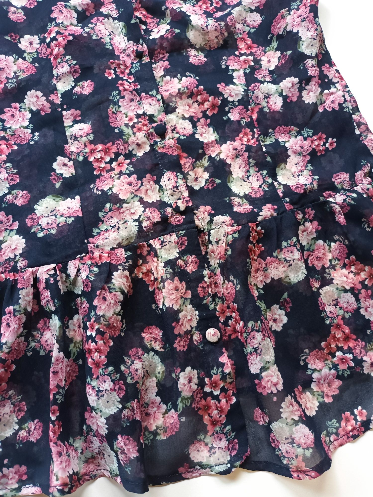 Blusa sem mangas floral